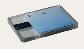 IDN-RDD-A4 lettore di tag UHF con USB IDN-RDD-A4 lettore di tag UHF con USB